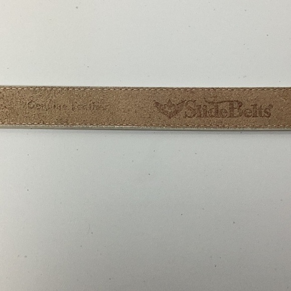 Slidebelts  White Unisex Ratchet Belt. - Picture 5 of 8